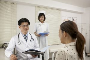 転職体験談:48歳。看護師として、給料アップを目指して転職した結果は。